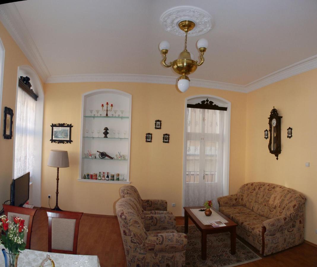 Pension Napoleon Карлови Вари Екстериор снимка